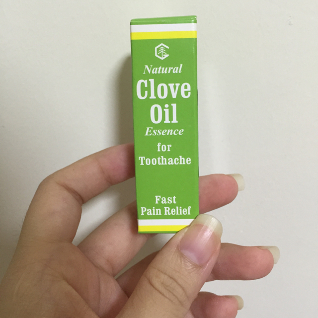 chữa đau răng bằng clove oil